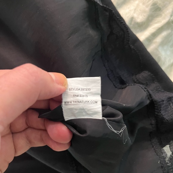 Trina Turk Black, 3/4 Sleeve Boat Neck Midi, size 8 - Picture 10 of 10